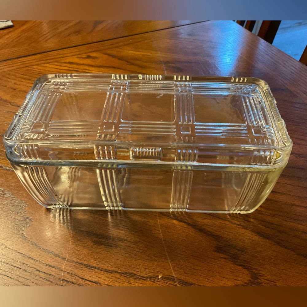 Hazel Atlas basketweave refrigerator dish